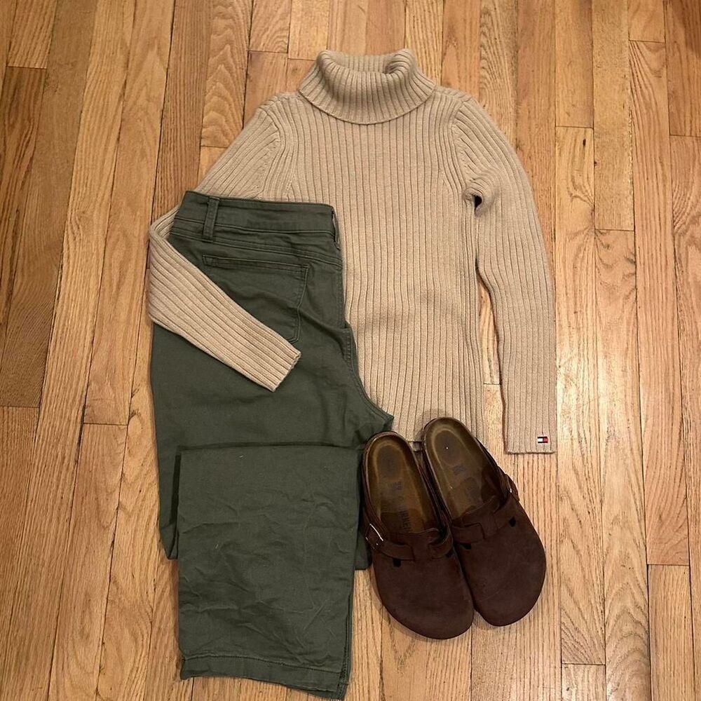 Tommy-hilfiger Women's Tan and Cream Jumper